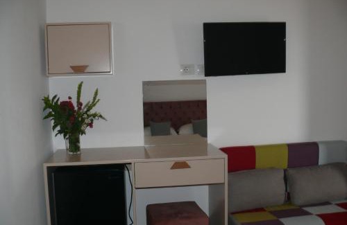 Qazim Pali Apartment | Hotel Erviliano