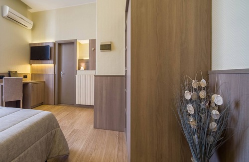 Piombino Hotel | Hotel Est