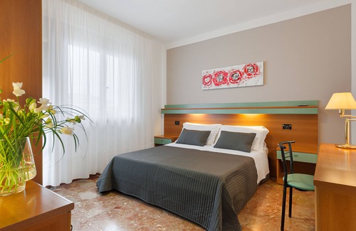 Sottomarina Hotel | Hotel Europeo