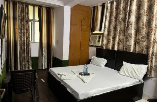 Rohini Bed & Breakfast | Hotel Fantastic - Near Adventure Island
