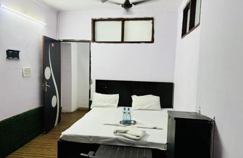 Rohini Bed & Breakfast | Hotel Fantastic - Near Adventure Island