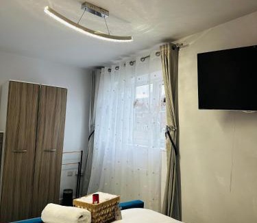 Manchester House | Hotel Feel, Home Comfort