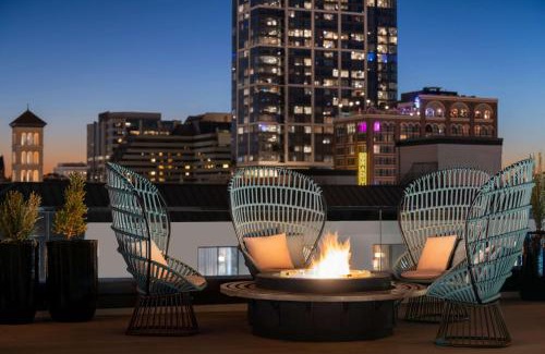 Music Row Hotel | Hotel Fraye Nashville, Curio Collection By Hilton