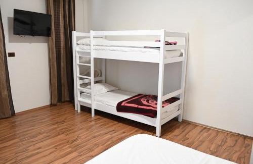 Lezhe Hotel | Hotel Freedom