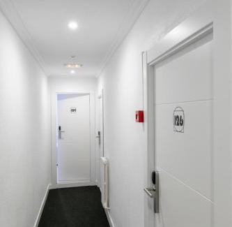 Labradores Hotel | Hotel Gabriel y Galán