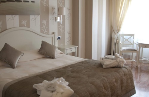 Loano Hotel | Hotel Garden Lido