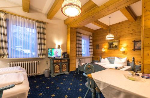 Garmisch-Partenkirchen Hotel | Hotel garni Almenrausch und Edelweiss