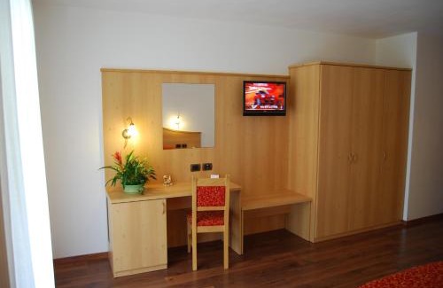 Molveno Bed & Breakfast | Hotel Garni Arnica
