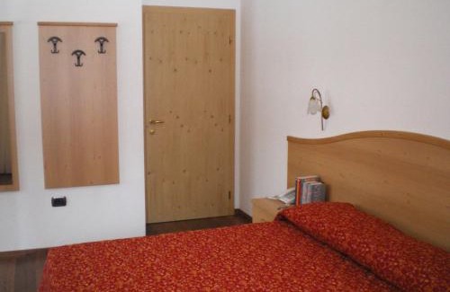 Molveno Bed & Breakfast | Hotel Garni Arnica