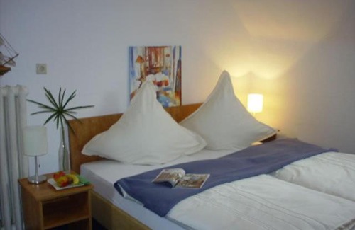 Schiefbahn House | Hotel Garni Zentral