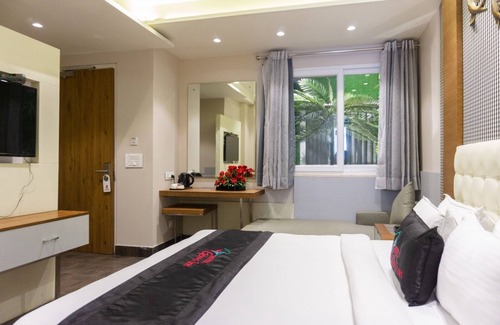 Bullawala Hotel | Hotel Gems Inn