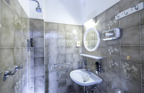 Miramare Hotel | Hotel Giumer
