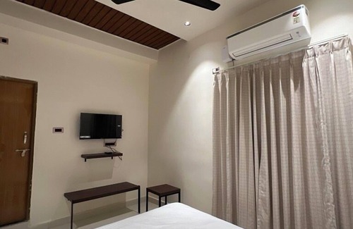 Srikalahasti Hotel | Hotel GMR Pearls