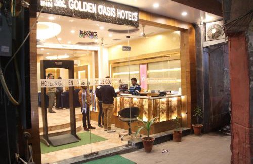 Paharganj Hotel | Hotel Golden Oasis - 5 Minute Walk from New Delhi Railway Station