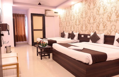 Bhopal Hotel | HOTEL GOLDEN TREE