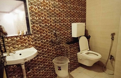Bhopal Hotel | HOTEL GOLDEN TREE