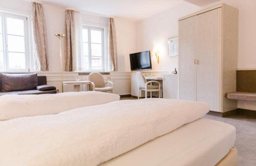 Koenigsberg in Bayern Hotel | Hotel Goldner Stern