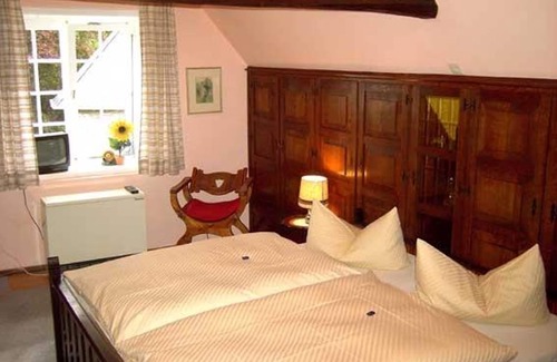 Monschau Hotel | Hotel Graf Rolshausen - Double Room Shower / WC