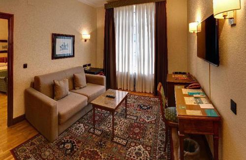 Gijon City Centre Hotel | Hotel Hernán Cortés