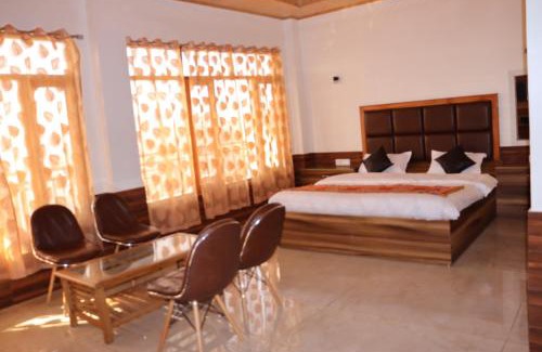 Theog Hotel | Hotel Hillview Crest