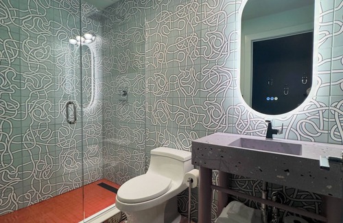 Cherokee Triangle Hotel | Hotel Hilo