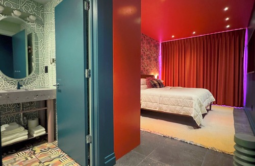 Cherokee Triangle Hotel | Hotel Hilo