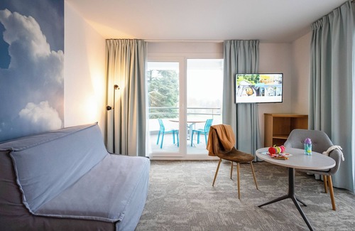 Aix-les-Bains Hotel | Hotel Ibis Styles Aix-les-Bains Domaine de Marlioz