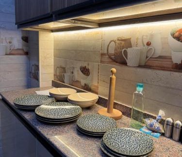 Sheikh Zayed City Apartment | Hotel, integrated hotel for recreation, luxury apartment
