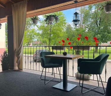 Mukachevo Hotel | Hotel Intourist
