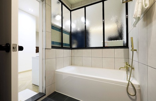 Chuncheon Hotel | Hotel Intro Chuncheon