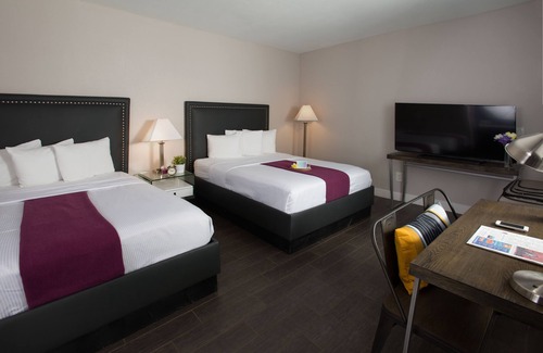 Mission Valley West Hotel | Hotel Iris - San Diego