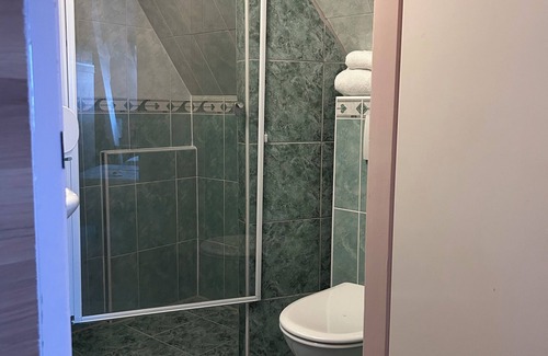 IJplein en Vogelbuurt Hotel | Hotel Isis