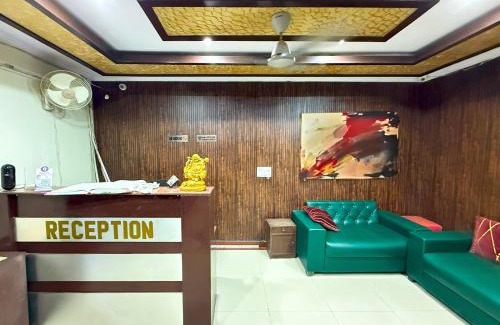 Karol Bagh Hotel | Hotel J Premium - Karol Bagh