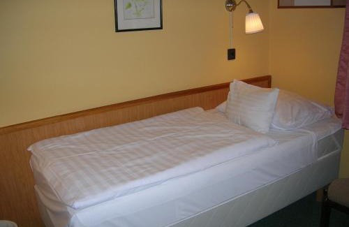 Balatonfoldvar Hotel | Hotel Jogar