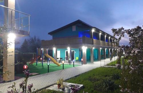 Chornomorsk Hotel | Hotel Jonik Land