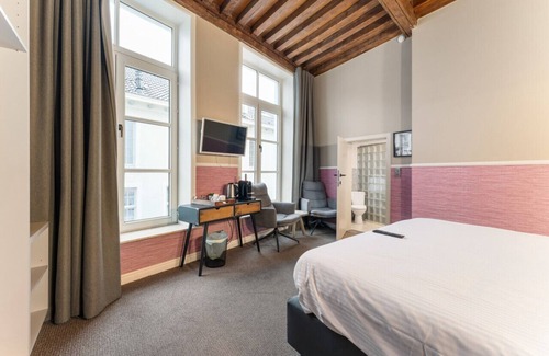 Historical Center Bruges Hotel | Hotel Karel de Stoute