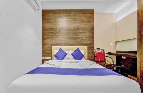Ram Nagar Cabin | Hotel Karpagam Lodging house