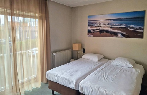 Den Burg Hotel | Hotel Koogerend