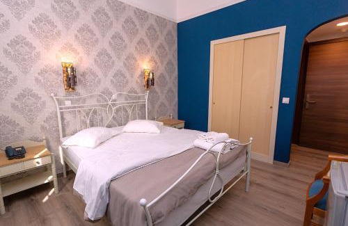 Loutraki-Agioi Theodoroi Hotel | Hotel Kosmopolit