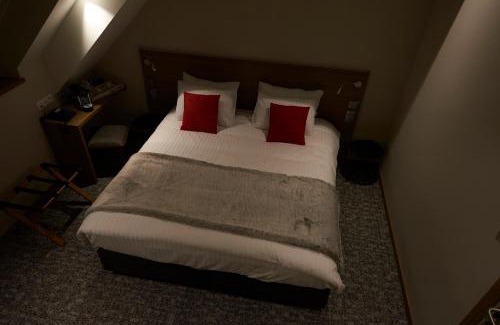 Bohon Hotel | Hotel La Caleche
