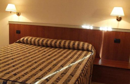 Quattro Castella Hotel | Hotel La Maddalena