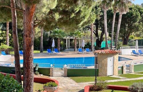 Cote d'Azur- French Riviera Hotel | Hotel La Romarine