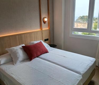 Isla Hotel | Hotel Las Rocas de Isla