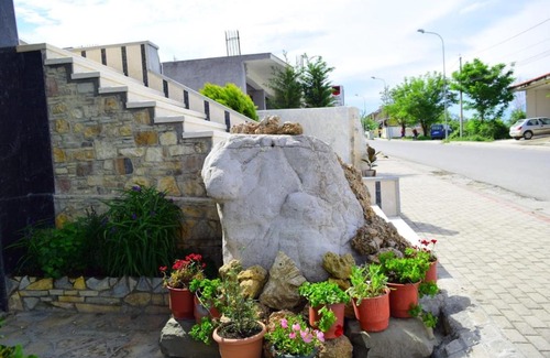 Gramsh Hotel | Hotel Latifi
