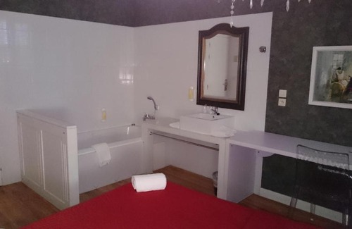 Martigues Hotel | Hotel Le 5