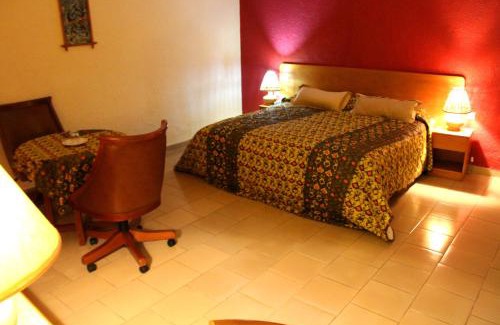 Marcory Hotel | Hotel Le Marly