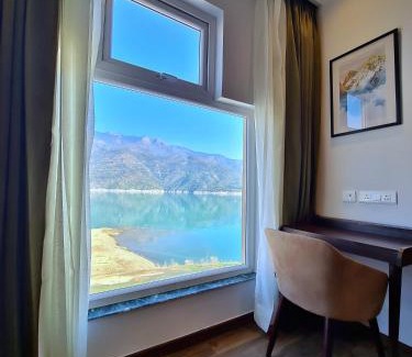 Tehri Hotel | Hotel Le ROI Lake View Koti