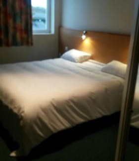 Gournay-en-Bray Hotel | Hotel Le Saint Aubin