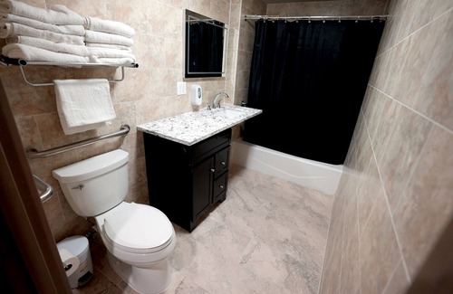Queens Hotel | Hotel Liberty Inn & Suites - JFK