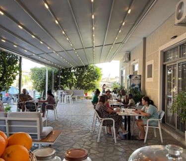 Qafe e Gjashtes Hotel | Hotel LIDI